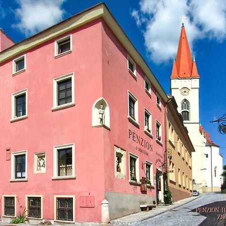 Boutique Apartments U Rolanda, Mikulasske Namesti Znojmo Exterior foto