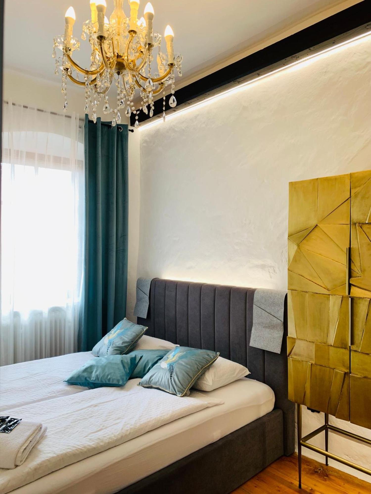 Boutique Apartments U Rolanda, Mikulasske Namesti Znojmo Exterior foto